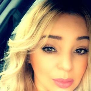 Meet your Posher, Litzaida